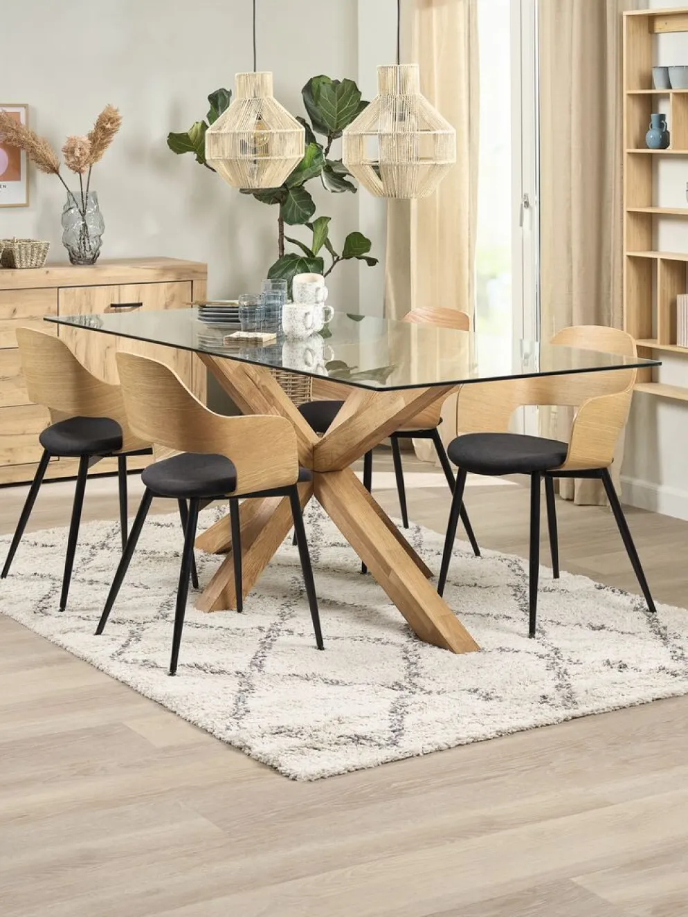 AGERBY + HVIDOVREAGERBY L190 table chêne naturel + 4 HVIDOVRE chaises noir