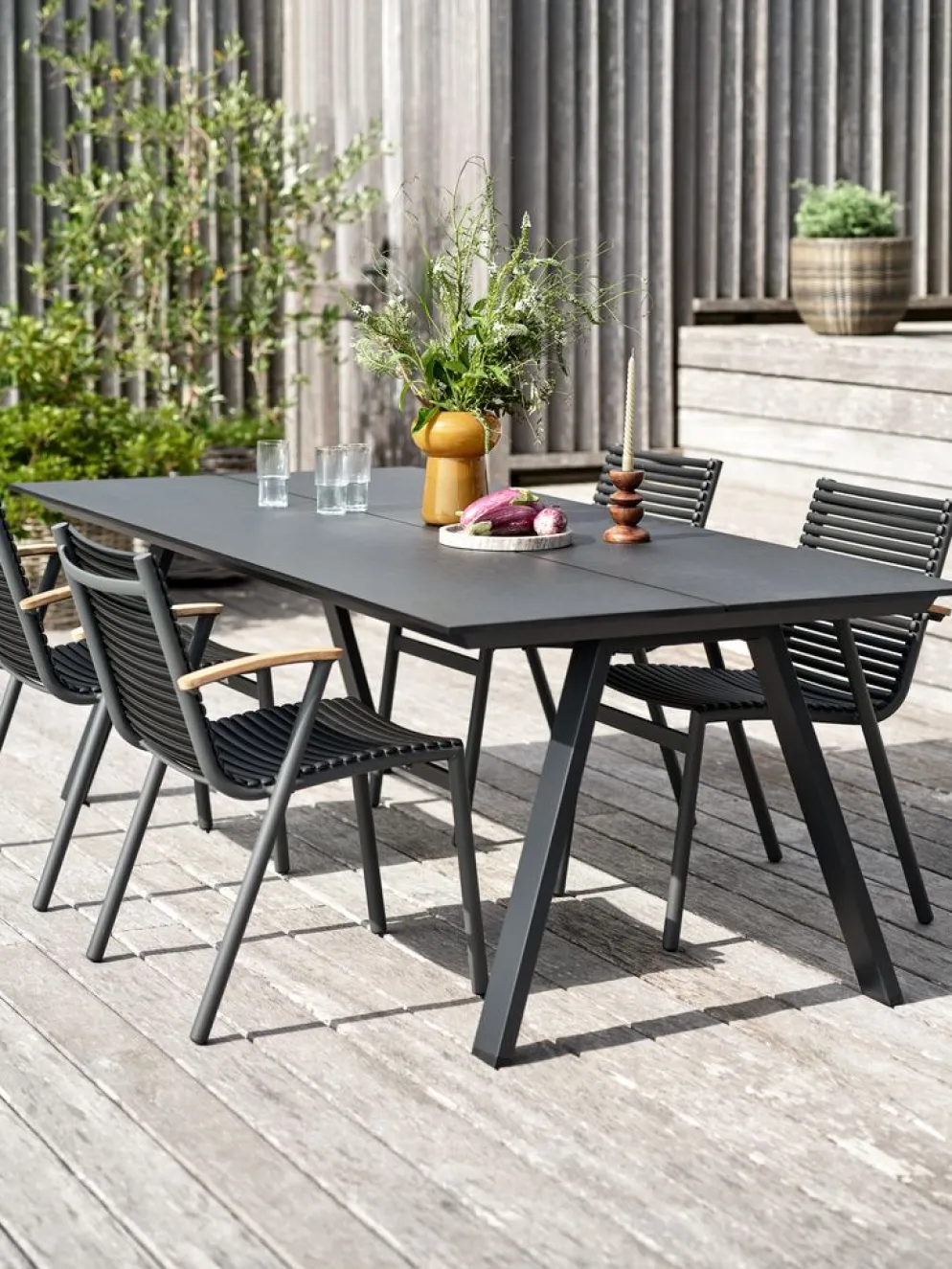 FAUSINGTable de jardin FAUSING l100xL220 noir