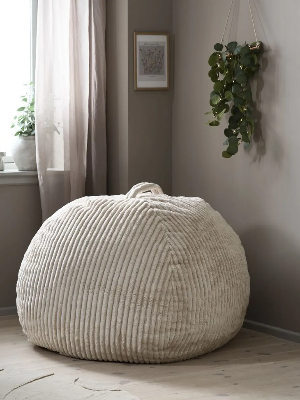 FOULUMPouf poire FOULUM 109x80x109 tissu velours côtelé beige