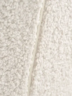HUNDESTEDFauteuil HUNDESTED tissu teddy blanc cassé/coloris chêne