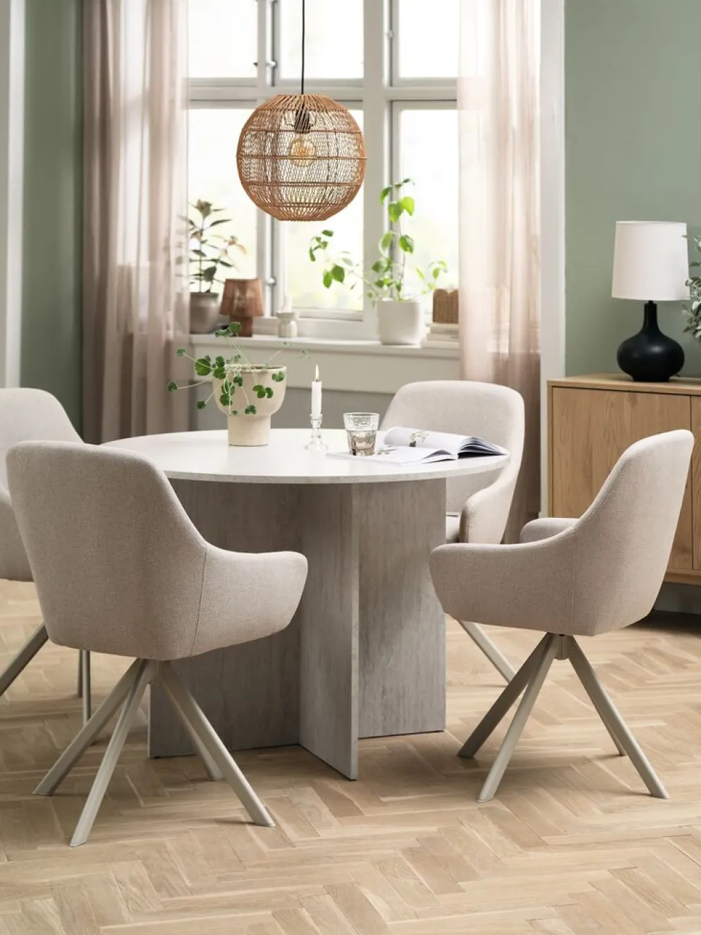 KRONDAL + ROSTRUPKRONDAL Ø110 table travertin + 4 ROSTRUP chaises beige