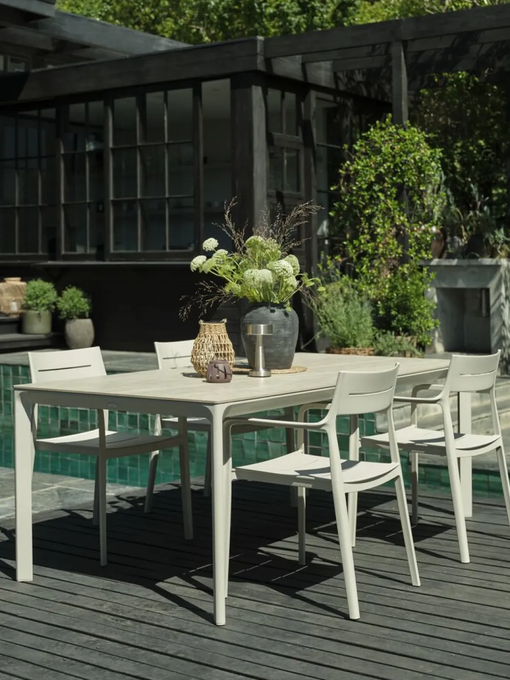 KUMLA + INGSTRUPKUMLA L200 table + 4 INGSTRUP chaises beige