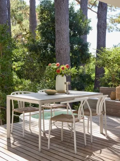 KUMLATable de jardin KUMLA l95xL150 beige