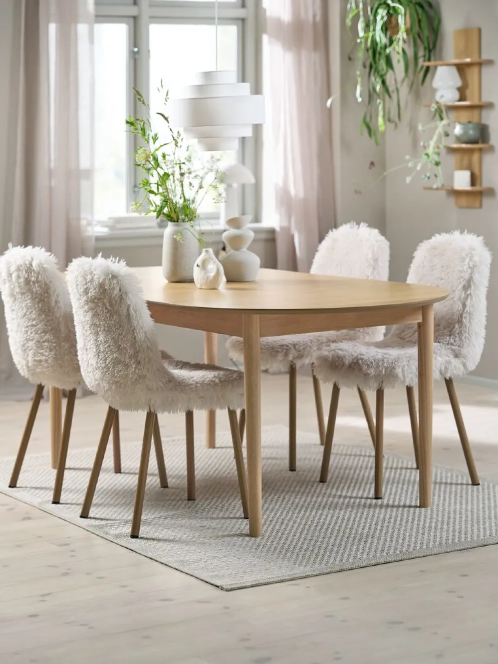 MARSTRAND + JONSTRUPMARSTRAND L200/280 table colo.ch. + 4 JONSTRUP chaises teddy