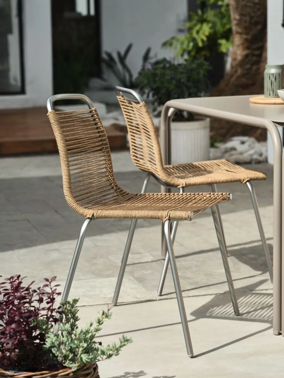 MIDDAGSBERGETChaise empilable MIDDAGSBERGET naturel