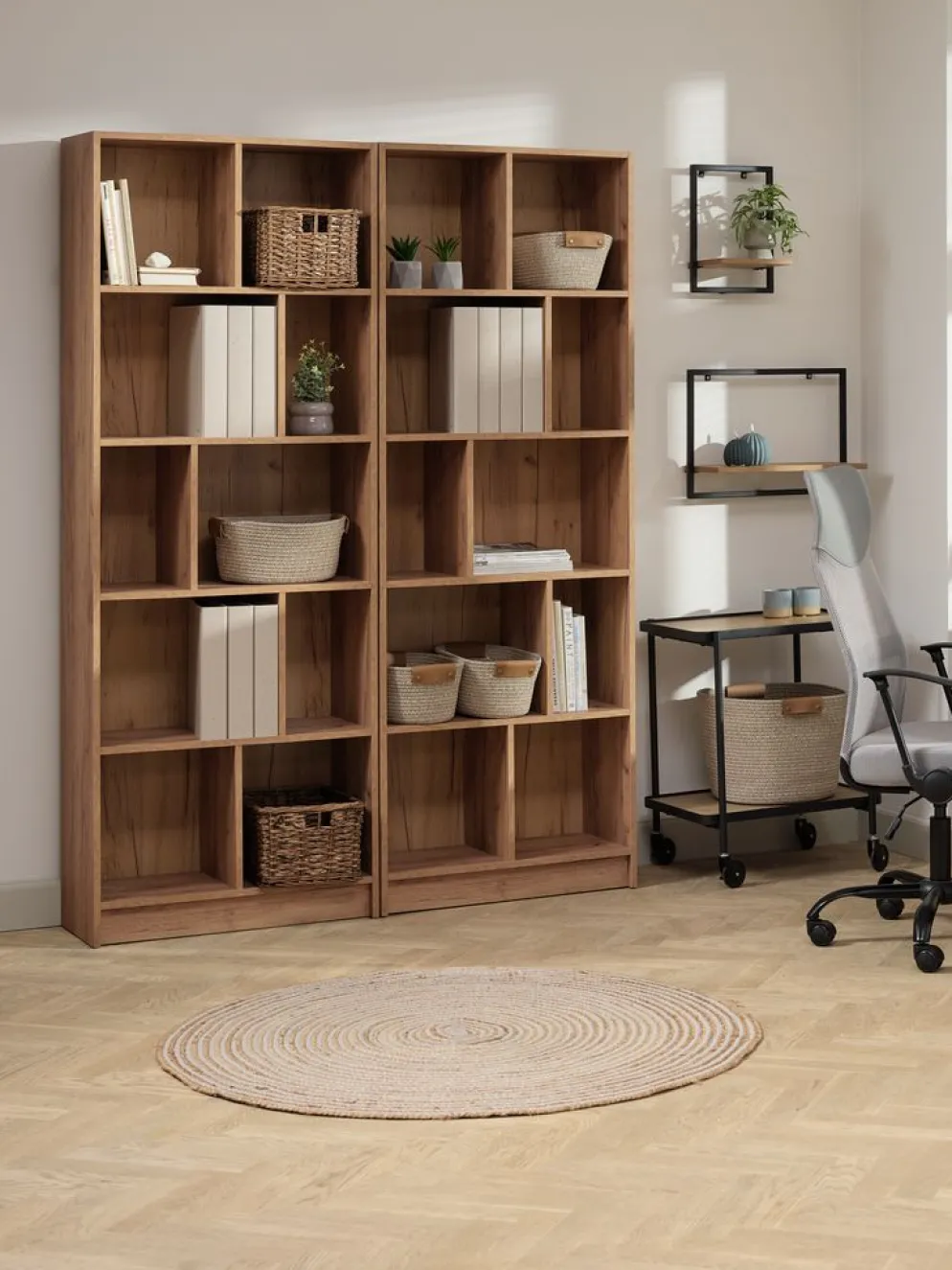 MOSBJERGBibliothèque MOSBJERG 10 tablettes coloris chêne naturel