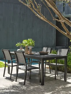 MOSS + STRANDBYMOSS L214/315 table + 4 STRANDBY chaises gris