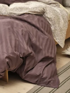 NELLGoldParure de lit en satin NELL 240x220 raisin poudré