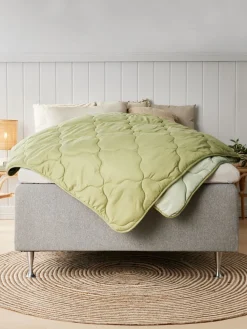 STETINDENBasicCouette synthétique 240x220 STETINDEN légère