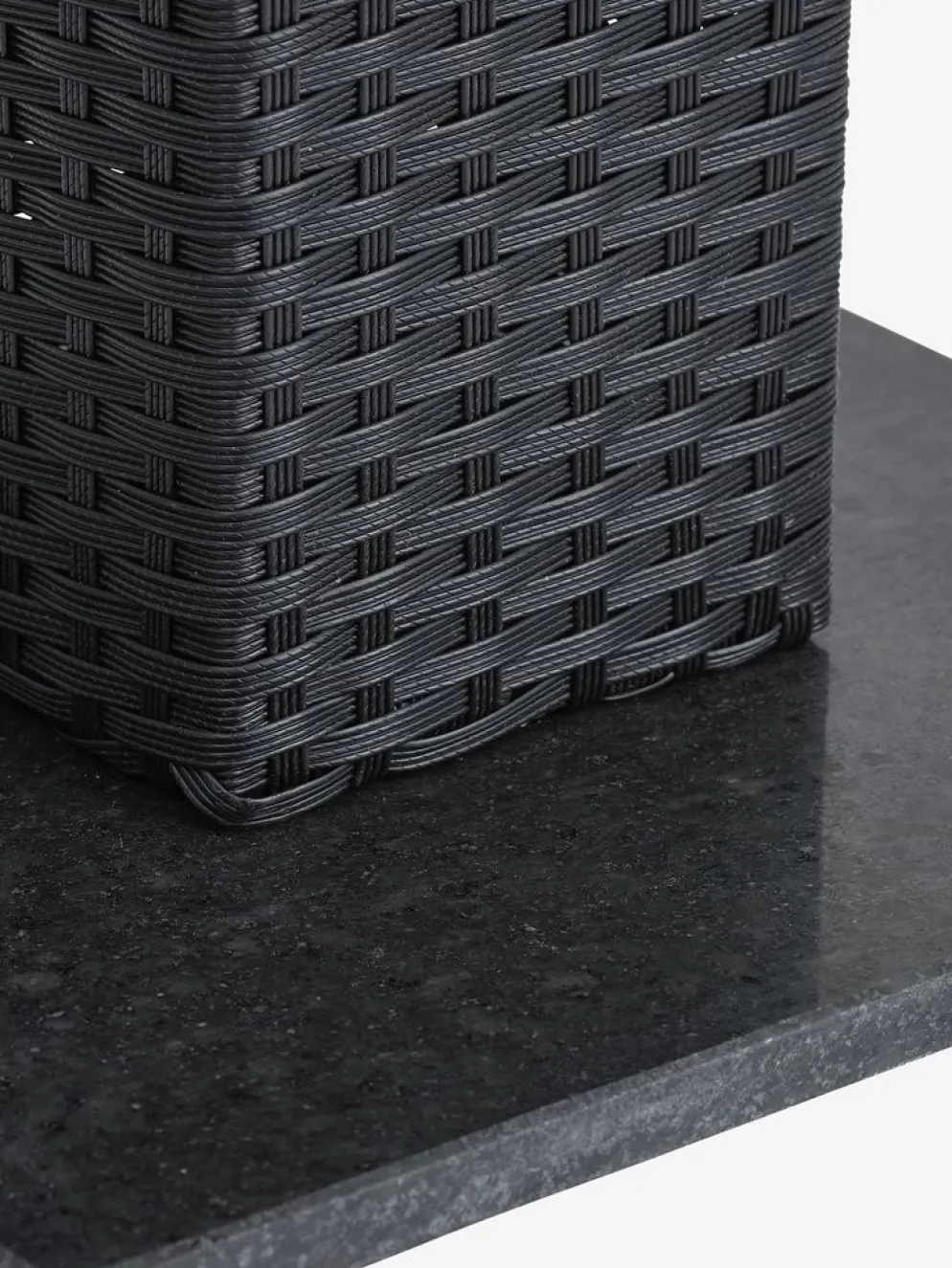 THY + AIDTTHY L60 table + 2 AIDT chaises noir
