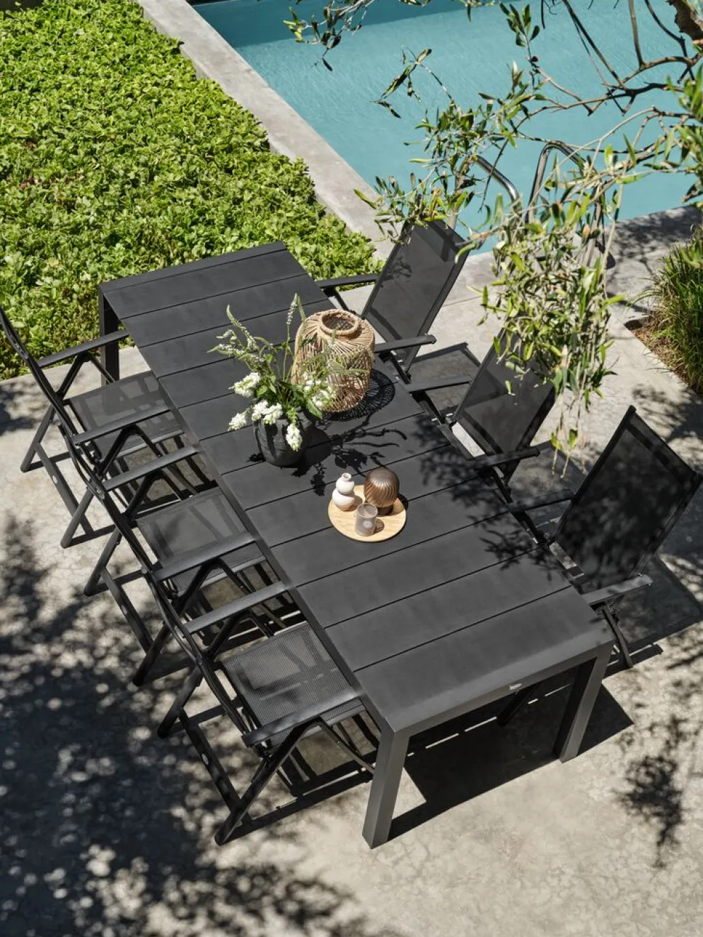 TYDALTable de jardin TYDAL l95xl208/272 noir