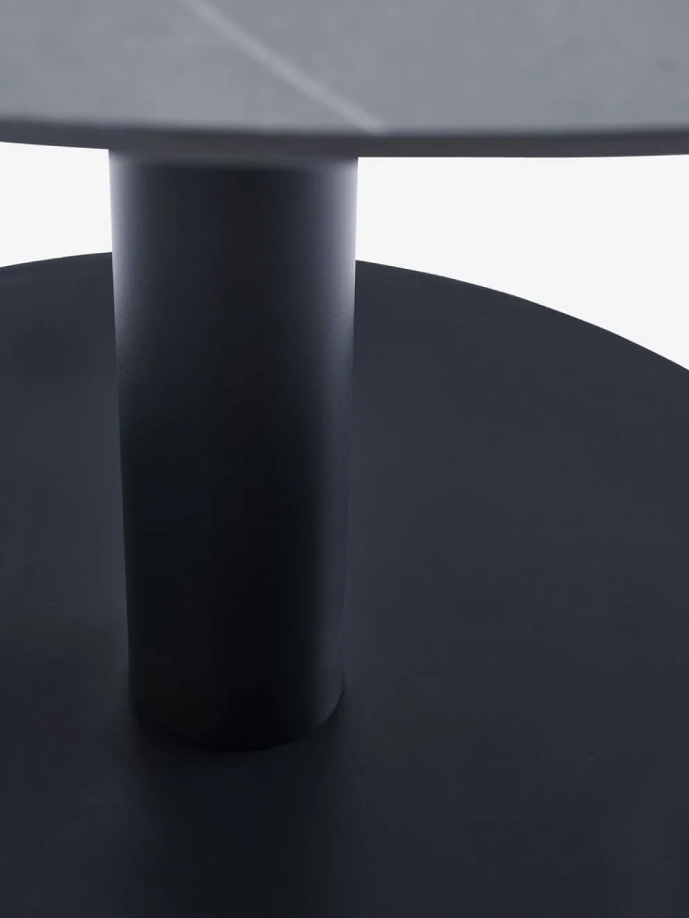 VAMDRUP + TAGMARKVAMDRUP Ø120 table gris + 4 TAGMARK chaises noir